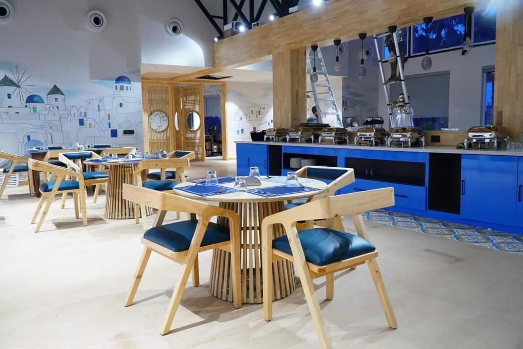 V Hotels And Resorts Chirala ภายนอก รูปภาพ